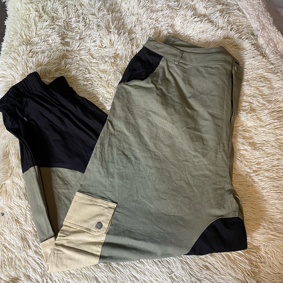 FASHION NOVA CARGO COLOR BLOCK JOGGER - Picture 3 of 3
